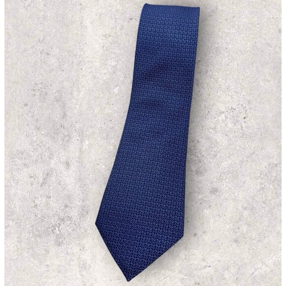 CHARLES TYRWHITT Silk Tie ENGLAND Navy Blue Micro Paisley W:3.5" EUC - Picture 1 of 6